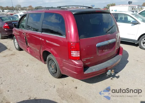 2010 Chrysler Town & Country Touring Plus из США, поврежденный, VIN 2A4RR8DX6AR321304